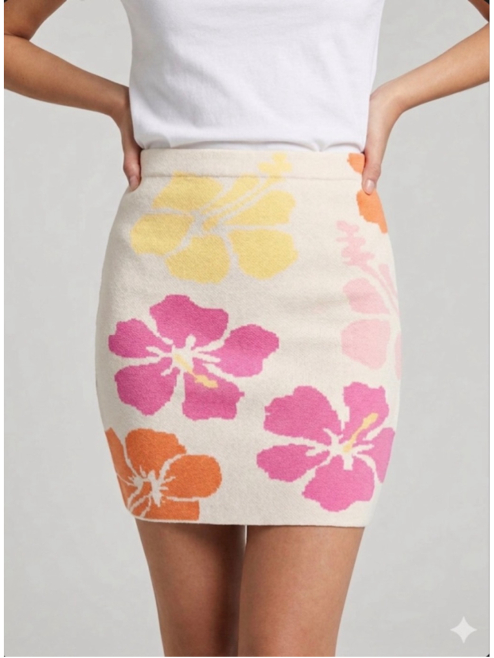 FOREVER 21 White Multi-color Floral Mini Skirt S